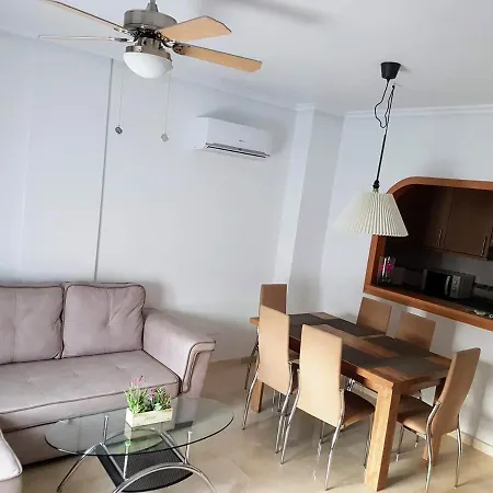 Townhouse Guardamar 아파트 *